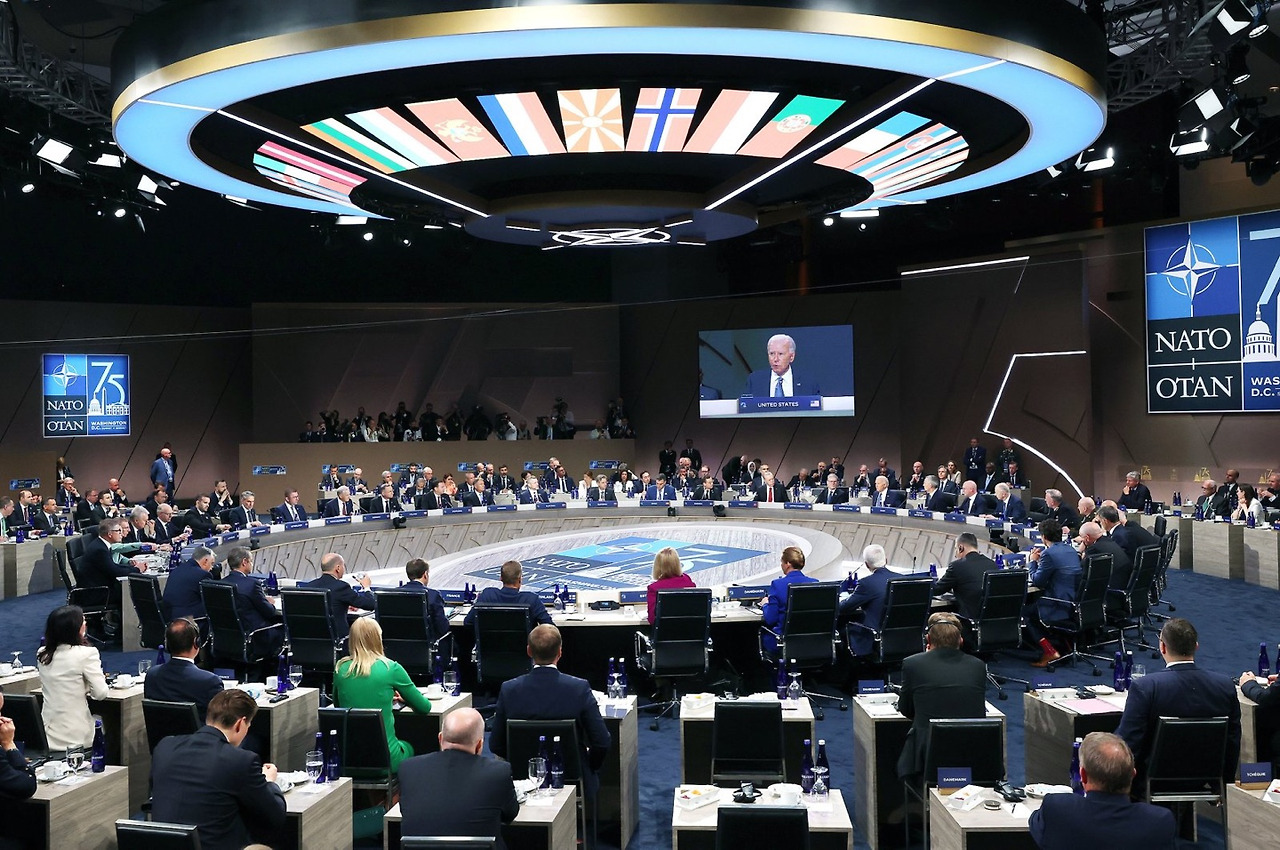 나토 정상회의 NATO