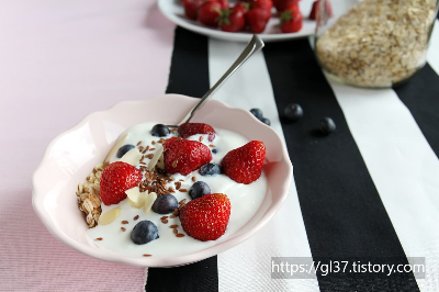 위 건강을 망치는 최악의 습관 5가지! 혹시 무심코 하고 계시진 않나요?