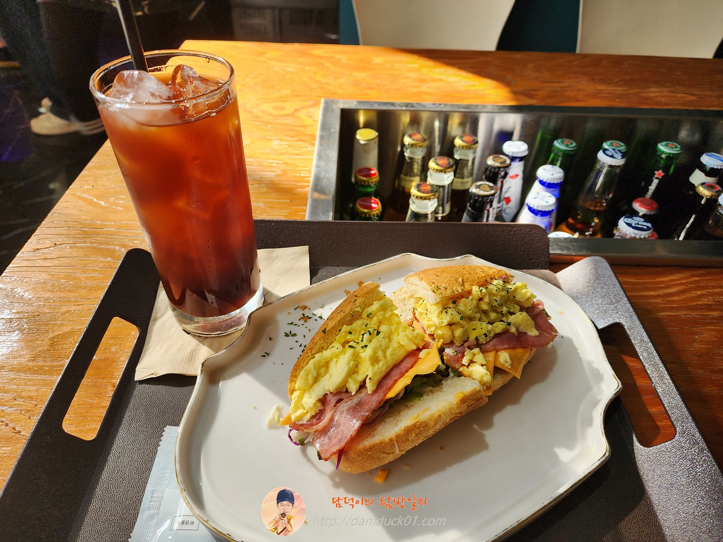 치즈에그베이컨 샌드위치 & 아이스 아메리카노