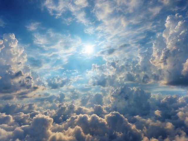 하늘과 구름과 태양
