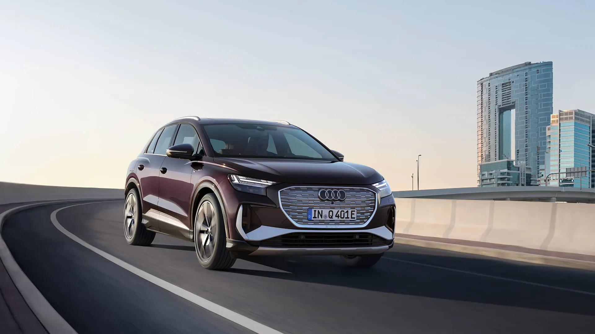 아우디 Q4 e-트론 이미지