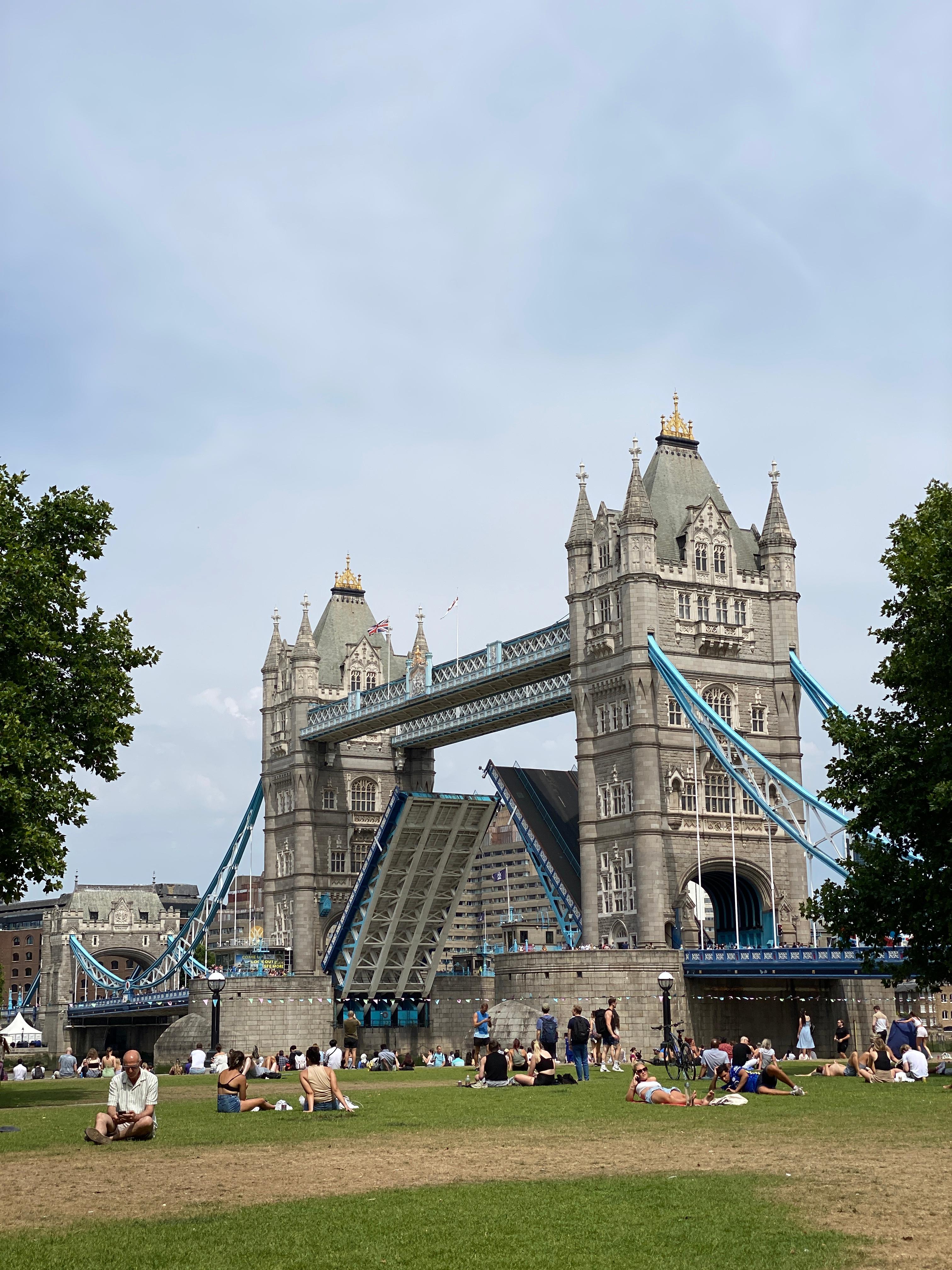 TOWER BRIDGE