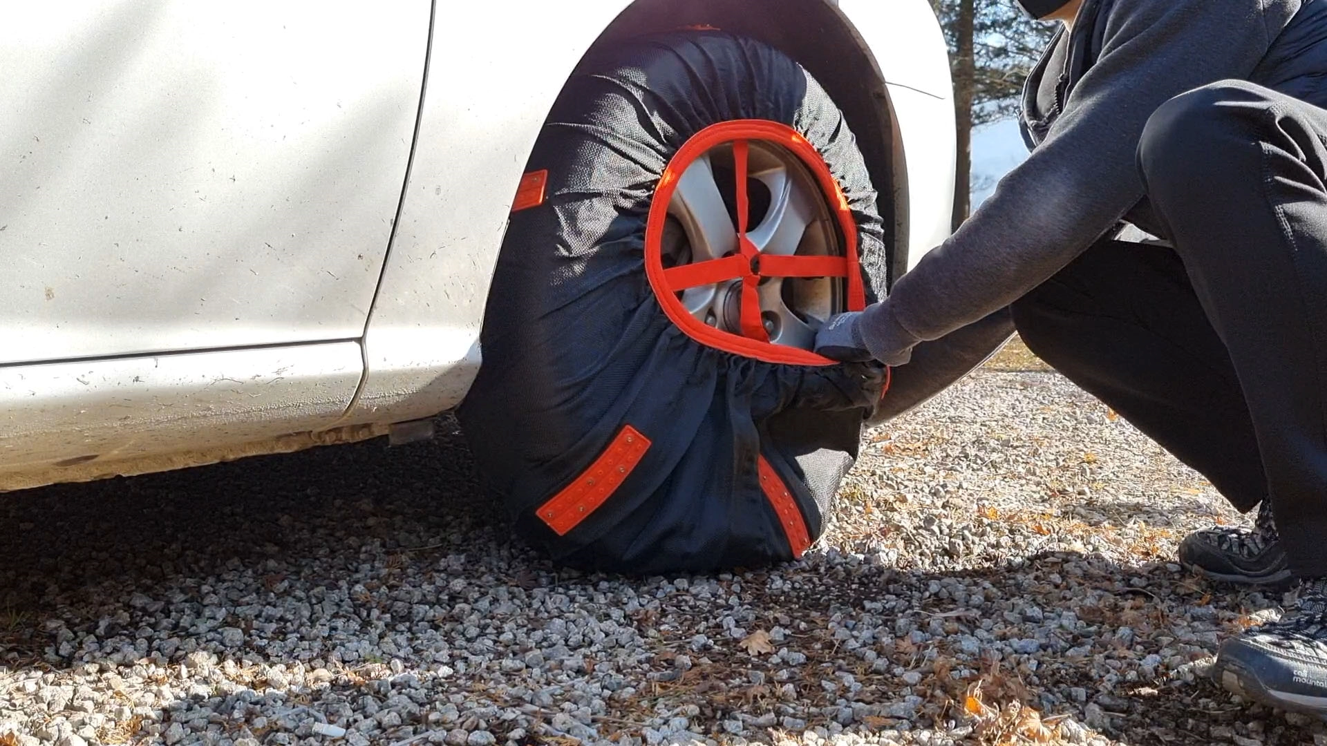 직물 체인 장착하는 방향