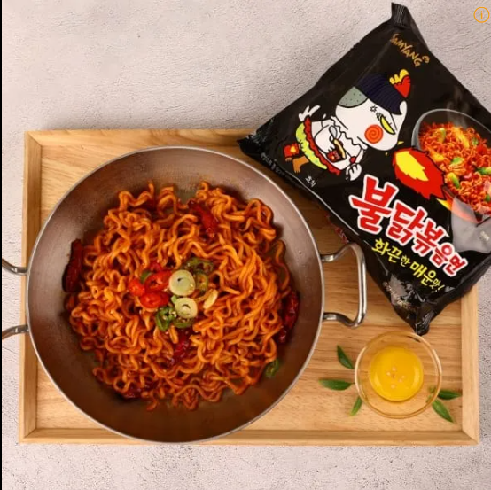 요즘 잘 나가는 한식 불닭볶음면 사진