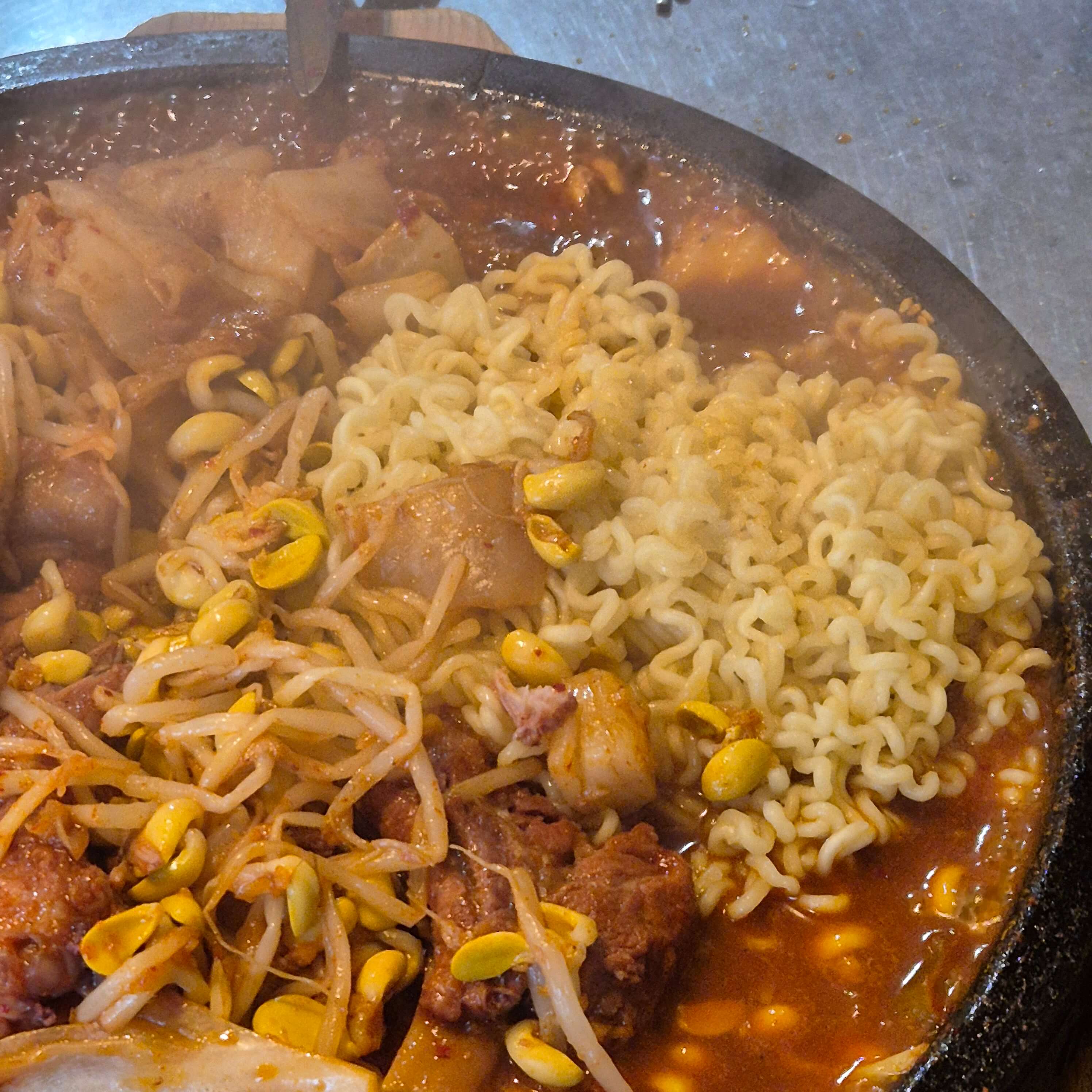 대전 고추식당 매운등갈비찜 라면사리