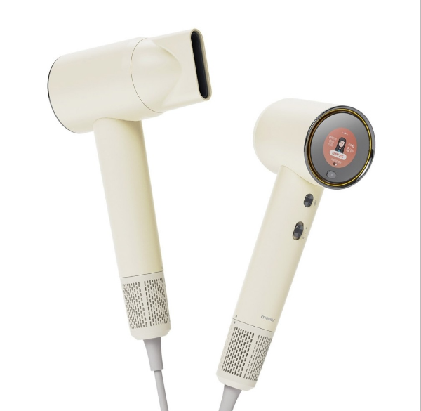 크림 베이지 색상의 무아스 플라즈마 BLDC 헤어 드라이어 프로 MHD5. 세련된 슬림형 디자인과 디지털 디스플레이 창, 스타일링 노즐이 부착된 모습