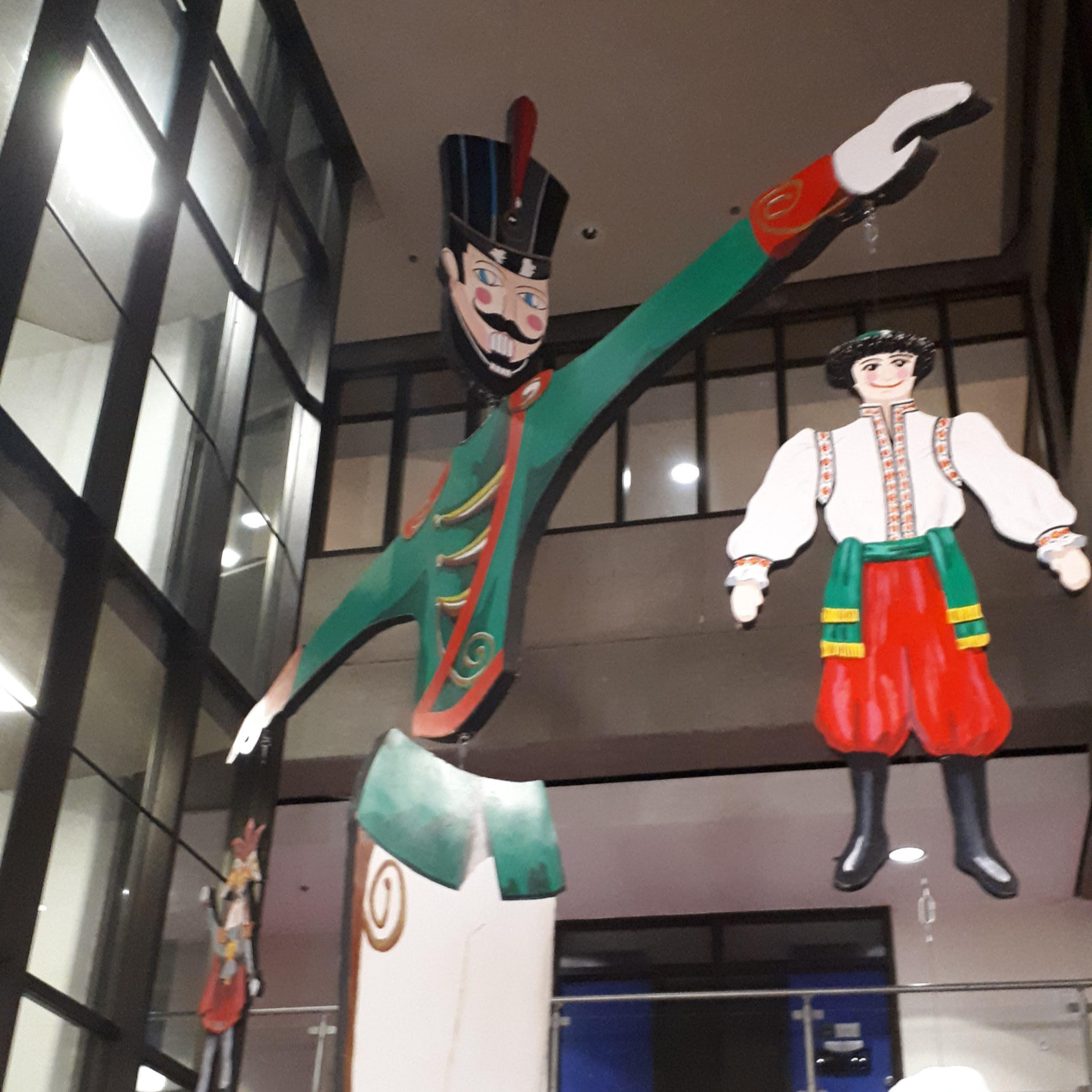 호두까기 인형 공연장 장식