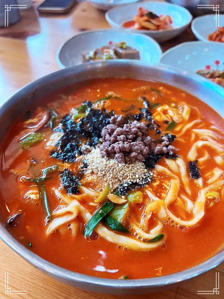 6시내고향 강릉 주문진 감자 옹심이 직접 갈아 만든 감자 100% 옹심이 얼큰한 장옹심이 장옹심이칼국수 장칼국수 맛집 오늘 방송 추천 