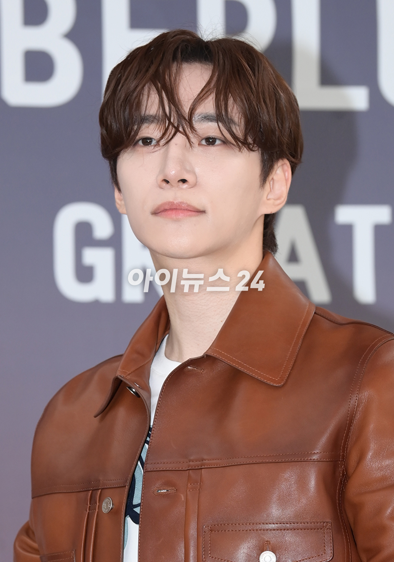 가수 겸 배우 이준호가 2일 오전 서울 성동구 성수동 비컨스튜디오에서 열린 벨루티(BERLUTI) FW23 프레스 프레젠테이션 포토콜 행사에 참석하고 있다. [사진=정소희 기자]