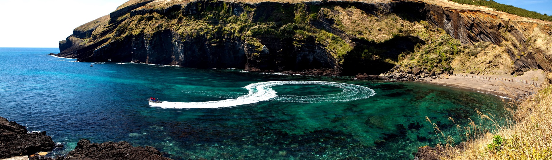 제주 우도 검멀레해변 검은 모래 절벽 해안, 우도 필수 코스