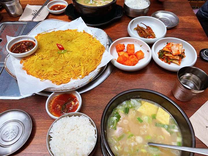 해신탕 닭도리탕 닭볶음탕 한방 백숙 대박의 기술 토종닭 가마솥 닭곰탕 서대문역 강북삼성병원 맛집 추천