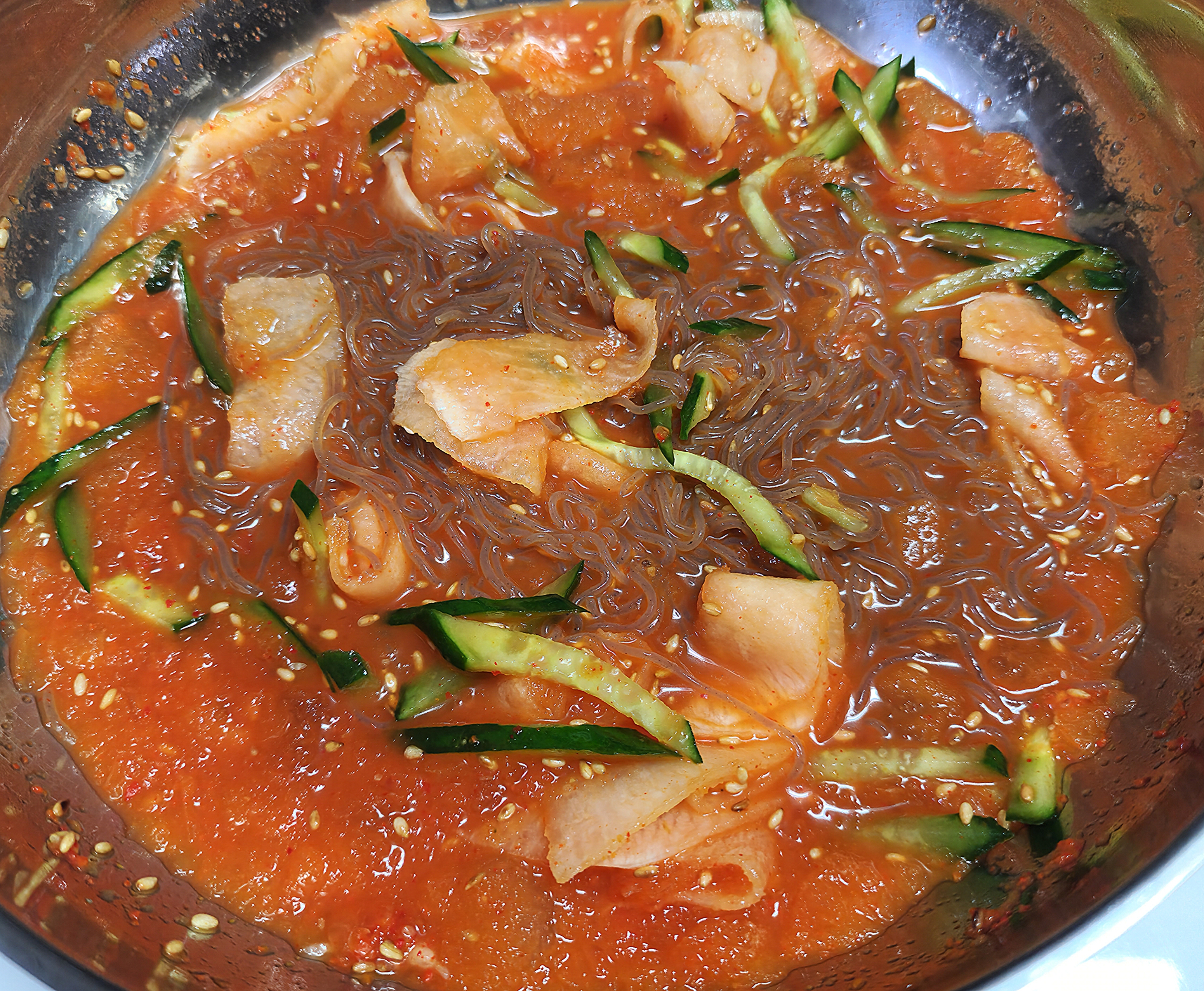 송주-불냉면-비빈모습