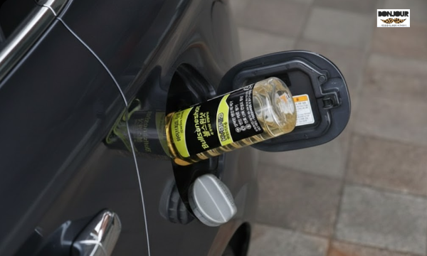 니로 하이브리드 불스원샷 연료첨가제 자동차에 주입