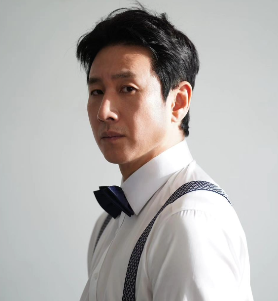 이선균 경찰에 형사 입건 결국 불구속 입건 절차를 받는다