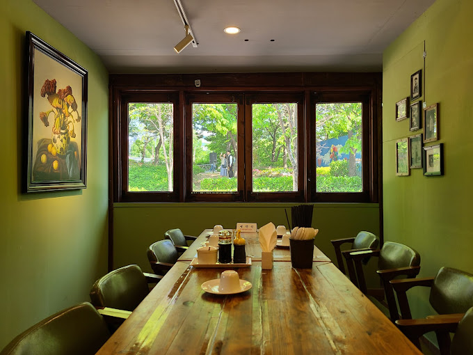 강남 서초 딤섬 완탕 '브루스리'