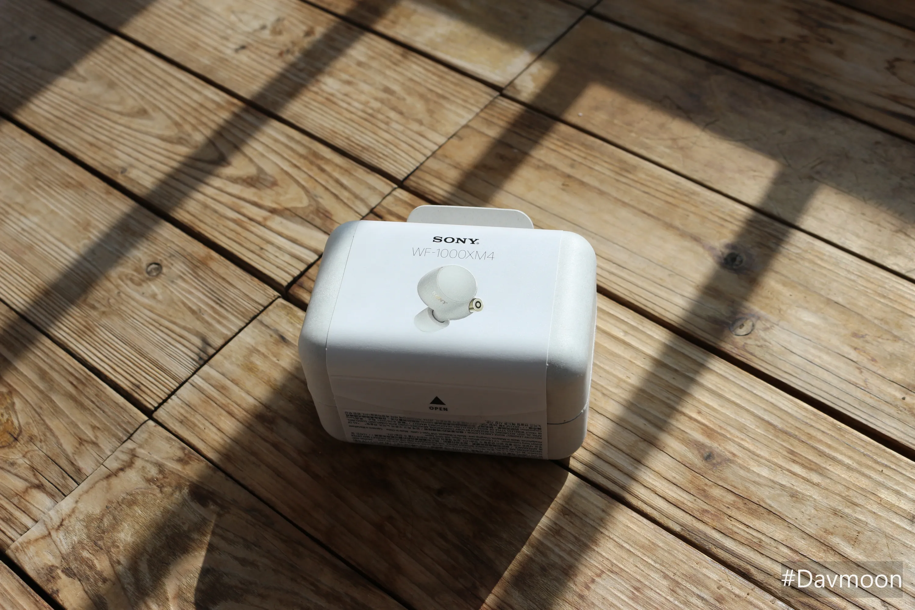 WF-1000XM4 패키지