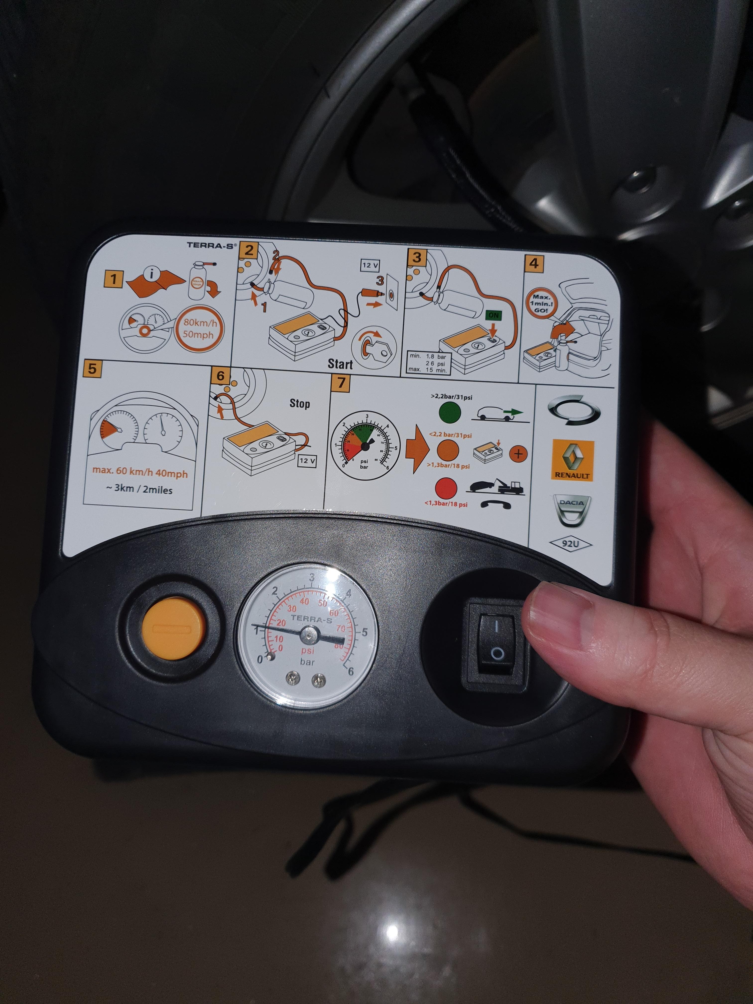 sm7 타이어 펑크 수리킷 컴프레서