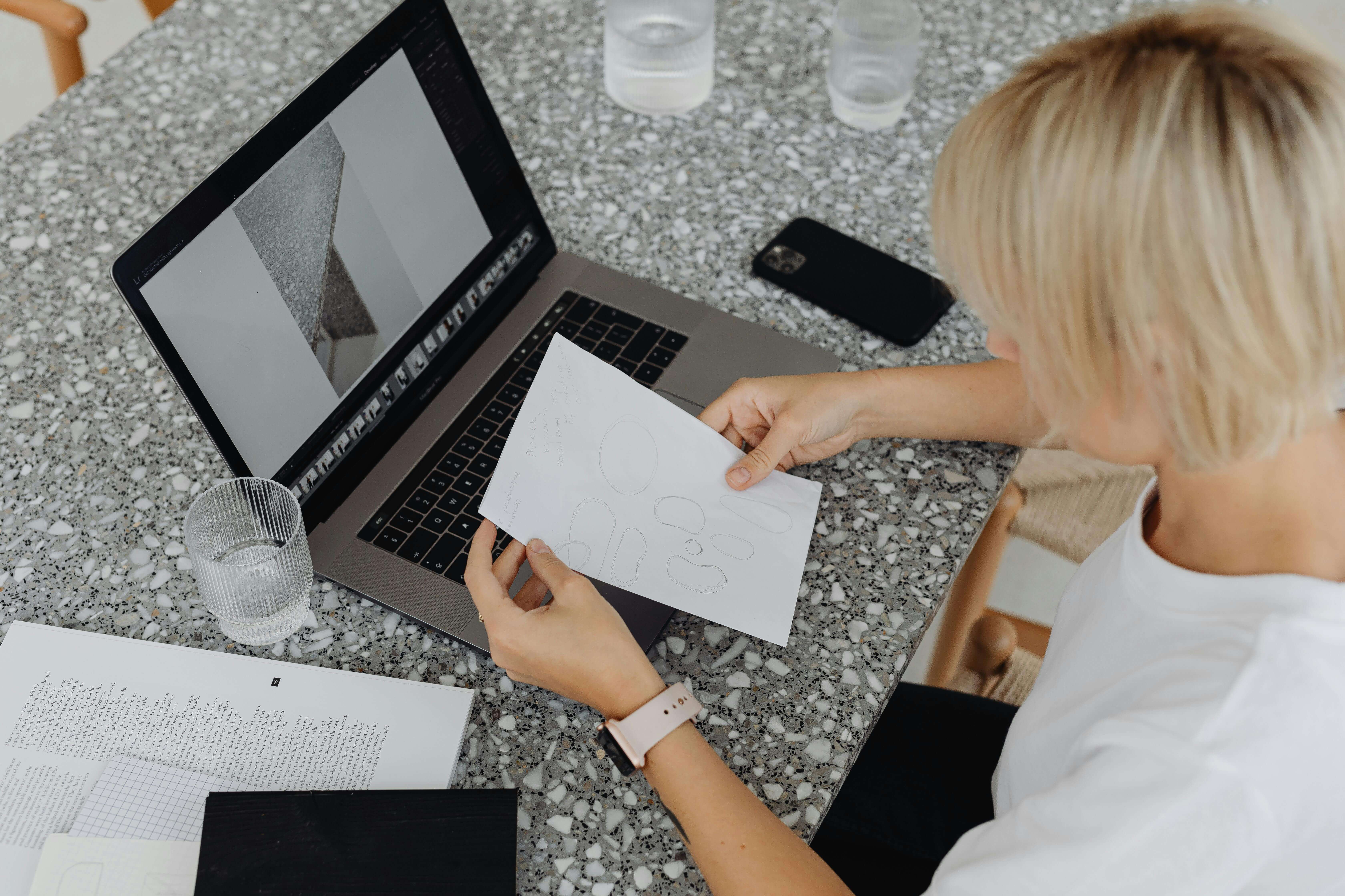 청년 일자리 도약 장려금