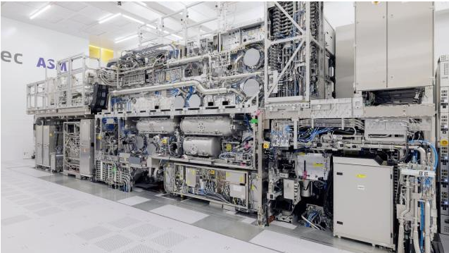 asml High-NA 장비 사진