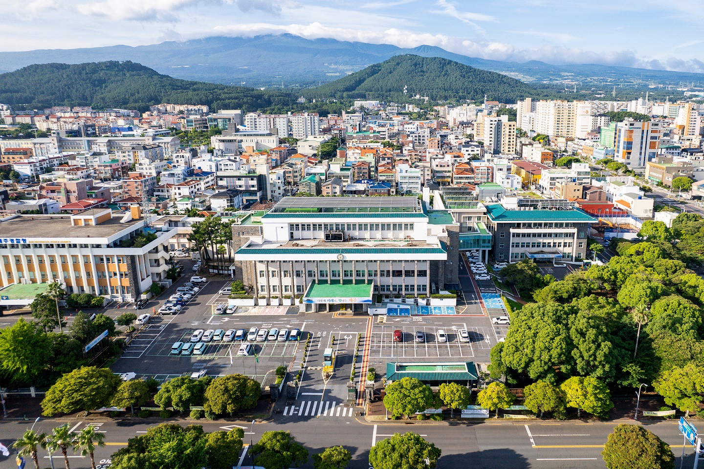 제주도 소상공인 장기분할상환제 시행 – 중소기업 경영안정자금 최대 10년 지원! [자영업자 대출 상환 신용보증재단]