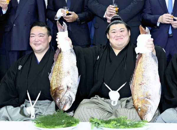 일본인 요코즈나 출신의 스승과 제자