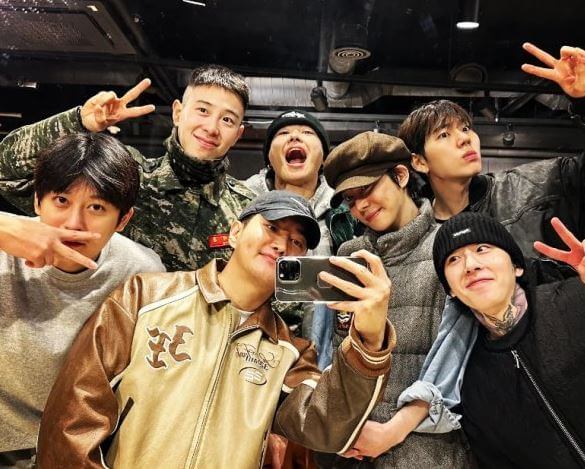 블락비 휴가 완전체