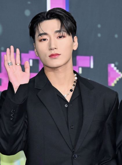 에이티즈 산 해명 인종차별 돌체앤가바나