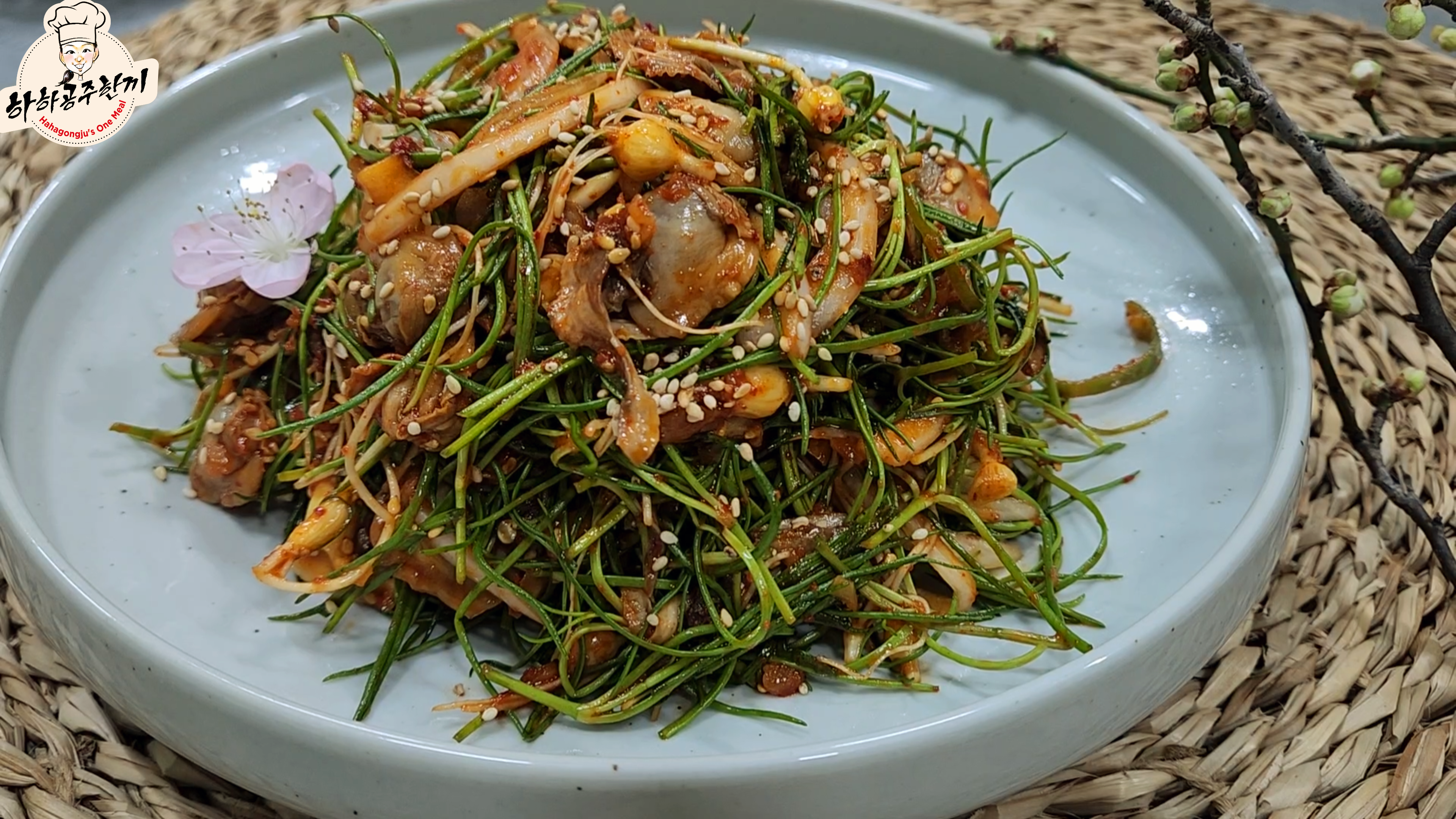 #꼬막무침 #세발나물 #달래무침 #꼬막삶는법 #꼬막요리
#봄나물요리 #달래효능 #세발나물효능 #꼬막효능 #봄반찬
#해산물요리 #새꼬막 #밥비벼먹기 #간단요리 #집밥레시피
#한식요리 #요리쇼츠 #건강반찬 #나물무침 #하하공주한끼