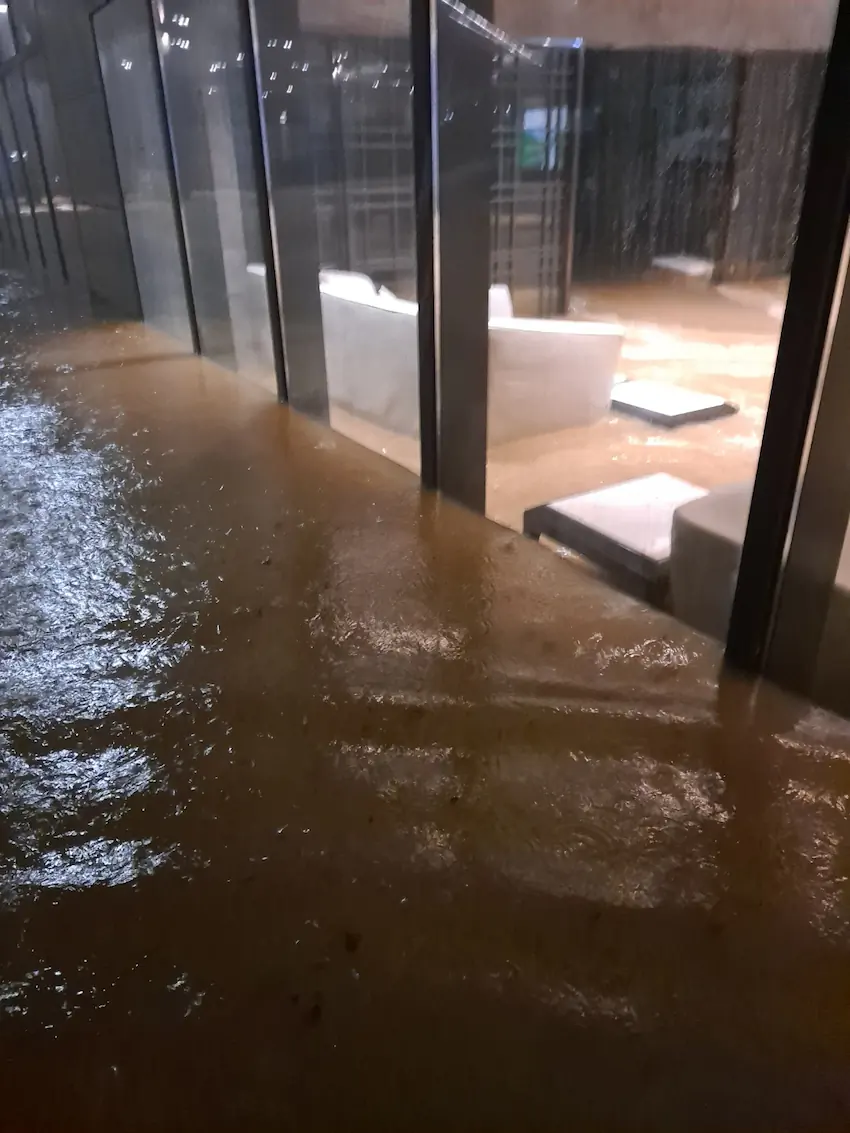 서초 그랑자이 침수