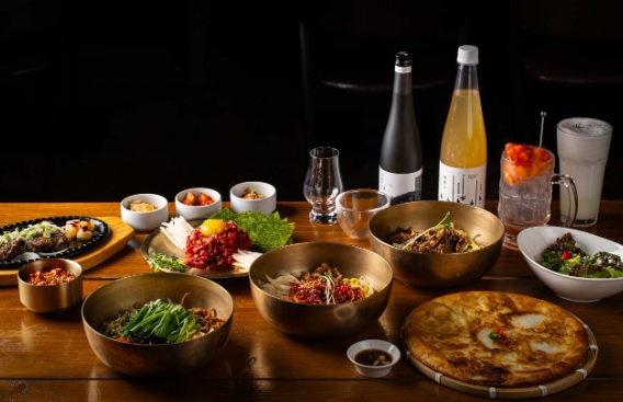 생생정보 믿고 떠나는 스타의 고장 가수 박남정 경남 한안 한식 맛집 탐밀