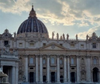 새 교황 레오 14세, 프레보스트 추기경