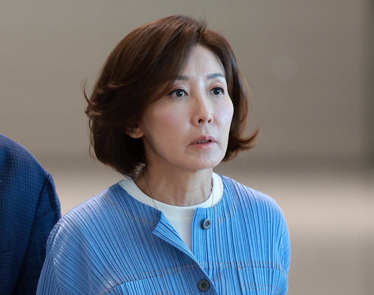 국회의원 나경원의 모든것 - 나이&middot;프로필&middot;재산 규모&middot;MBTI&middot;가족까지 한눈에 확인