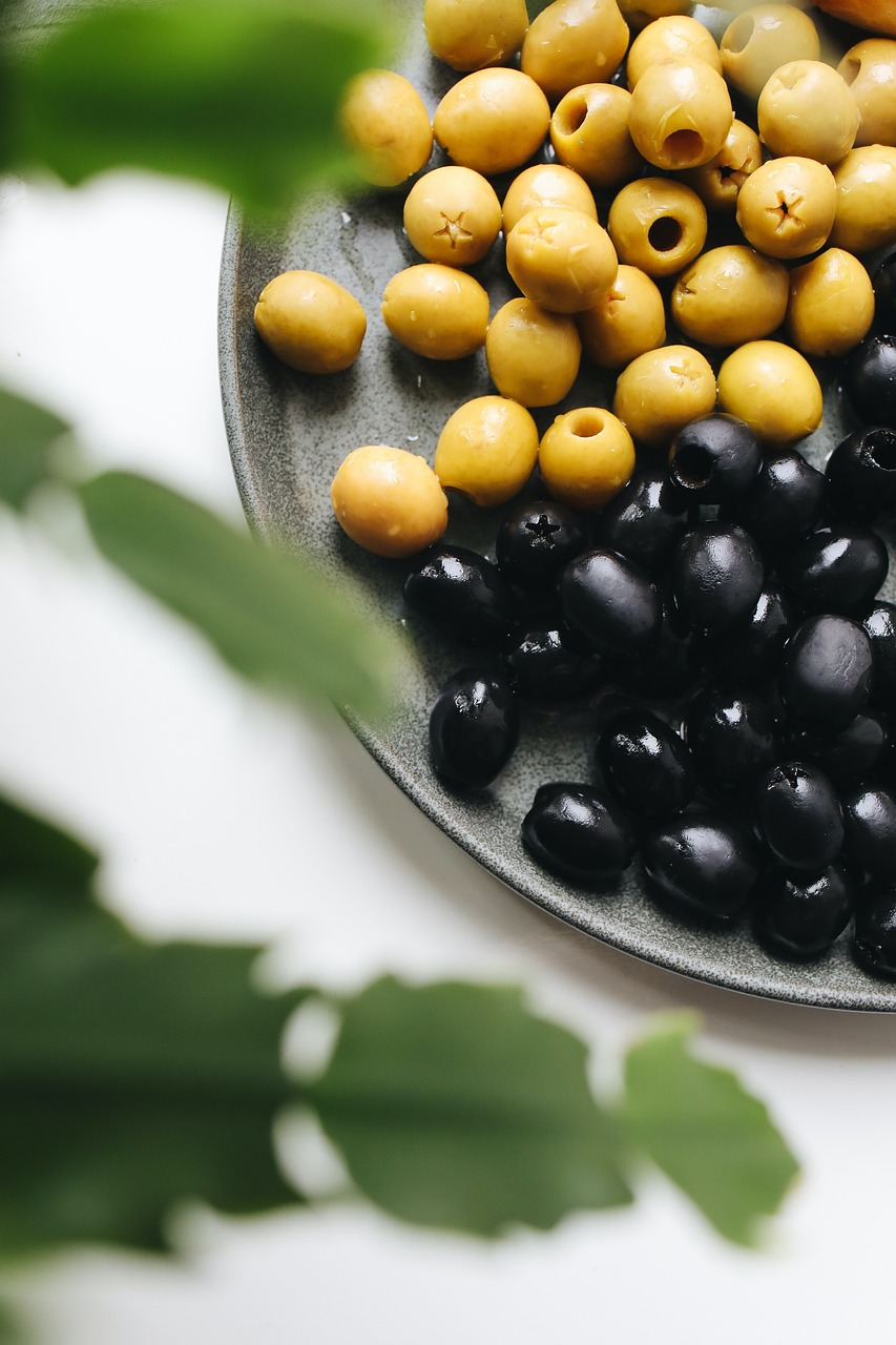 '올리브'(Olive) : 올리브란, 그린올리브와 블랙올리브의 차이, 효능, 활용법 총정리