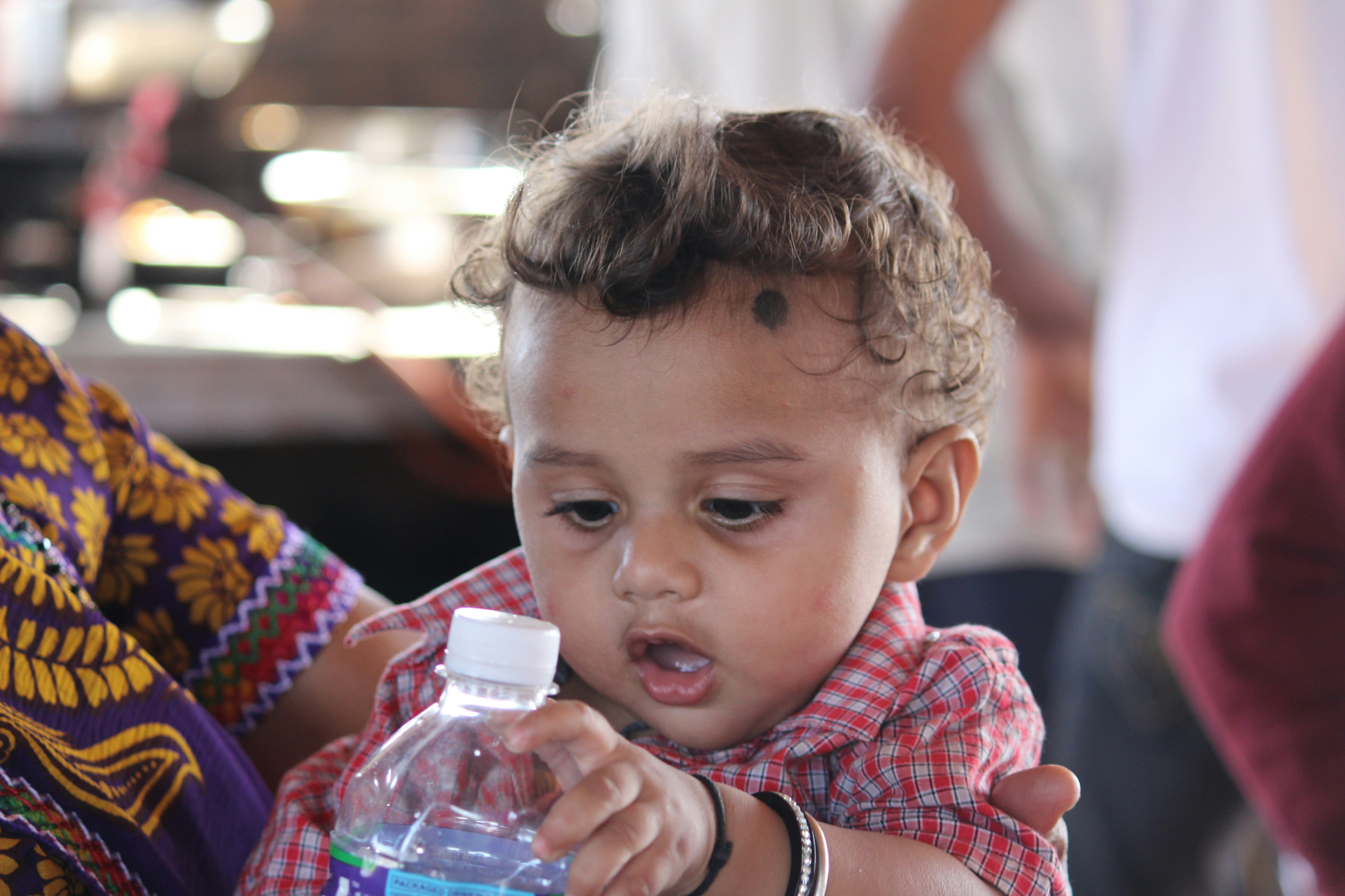 아기 물 언제부터 줘야 할까? 월령별 기준 총정리