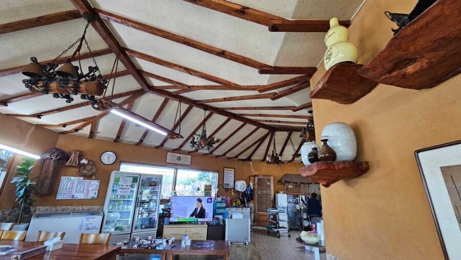 양주 나리공원 파크골프장근처 동방두부마을 실내