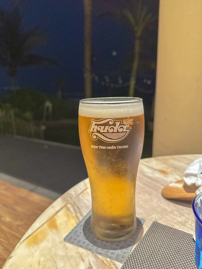다낭 쉐라톤 그랜드 리조트 La Plage 맥주