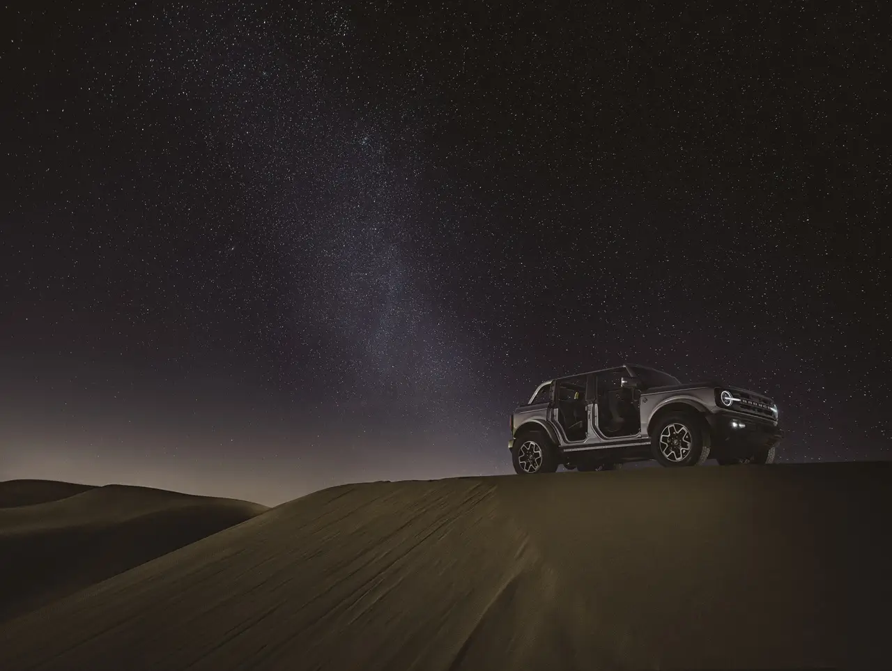 포드 브롱코 차량 이미지 옆면