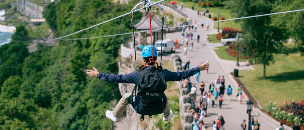 와일드플레이 집 라인 (Wildplay Zipline To the Falls)