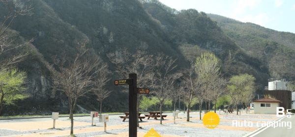 동강오토캠핑장_사이트
