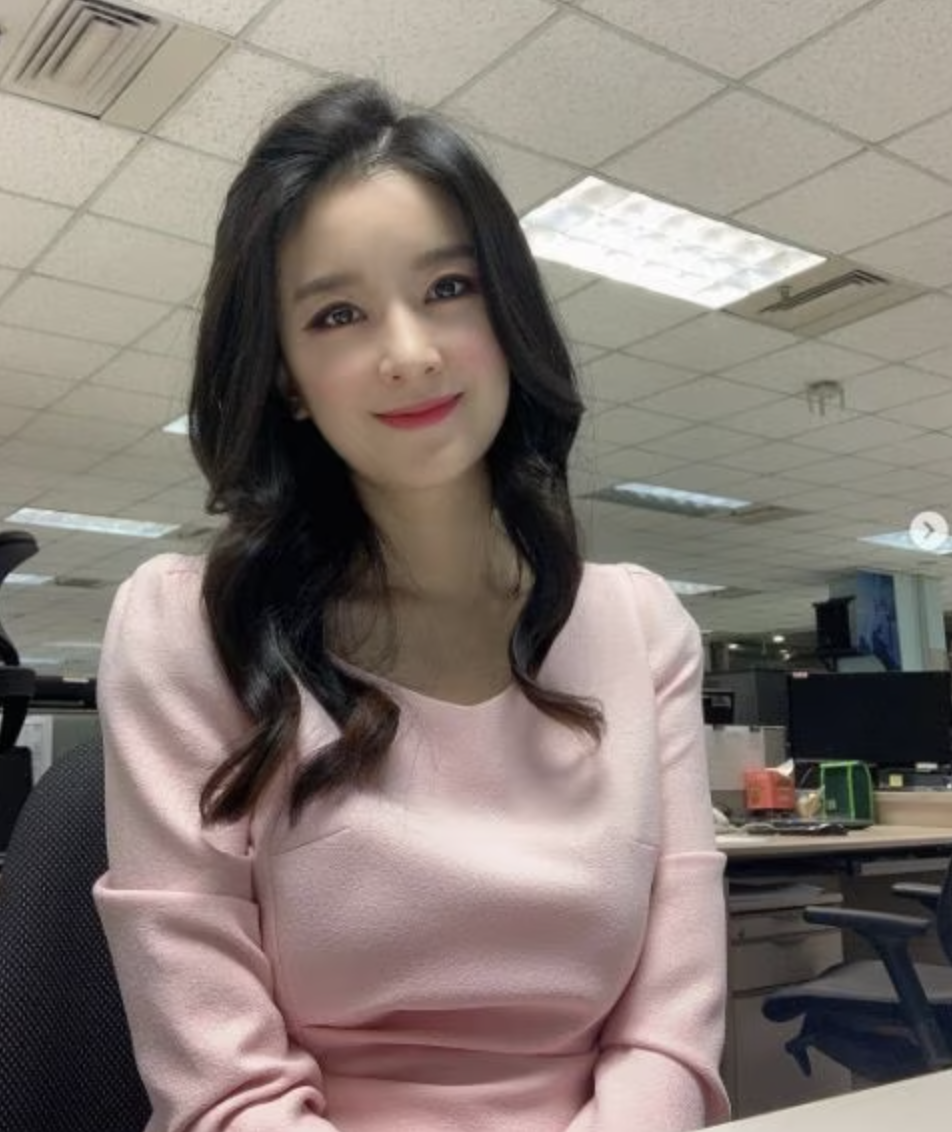 이슬기 아나운서 인스타그램 셀카