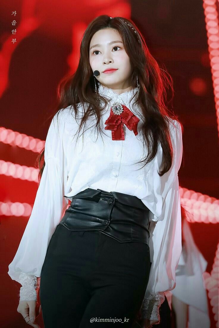 아이즈원 김민주 최애사진