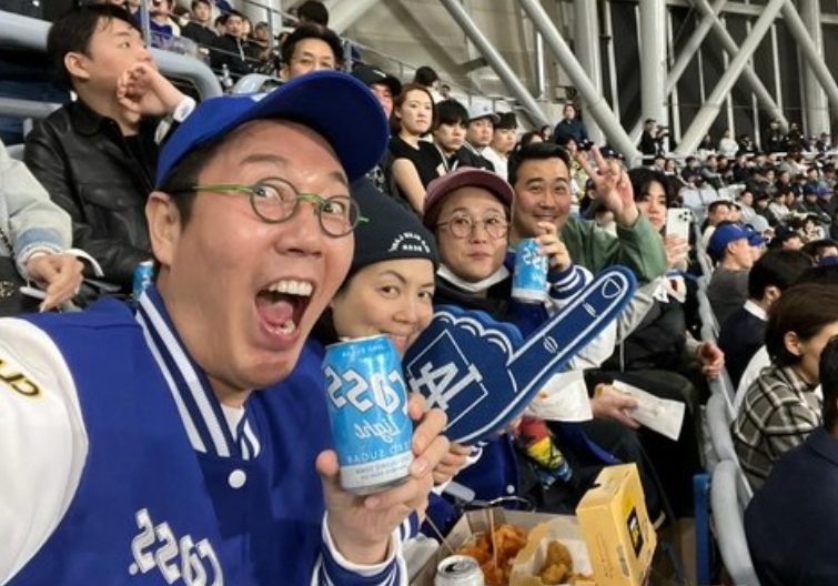 월드투어