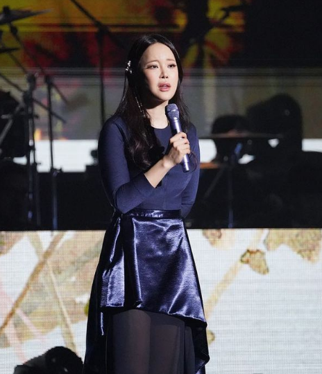 백지영(白智榮, Baek Z Young)