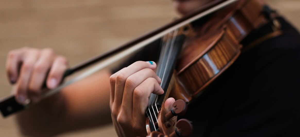 바이올린 연주가 감정 조절에 도움이 되는 이유
