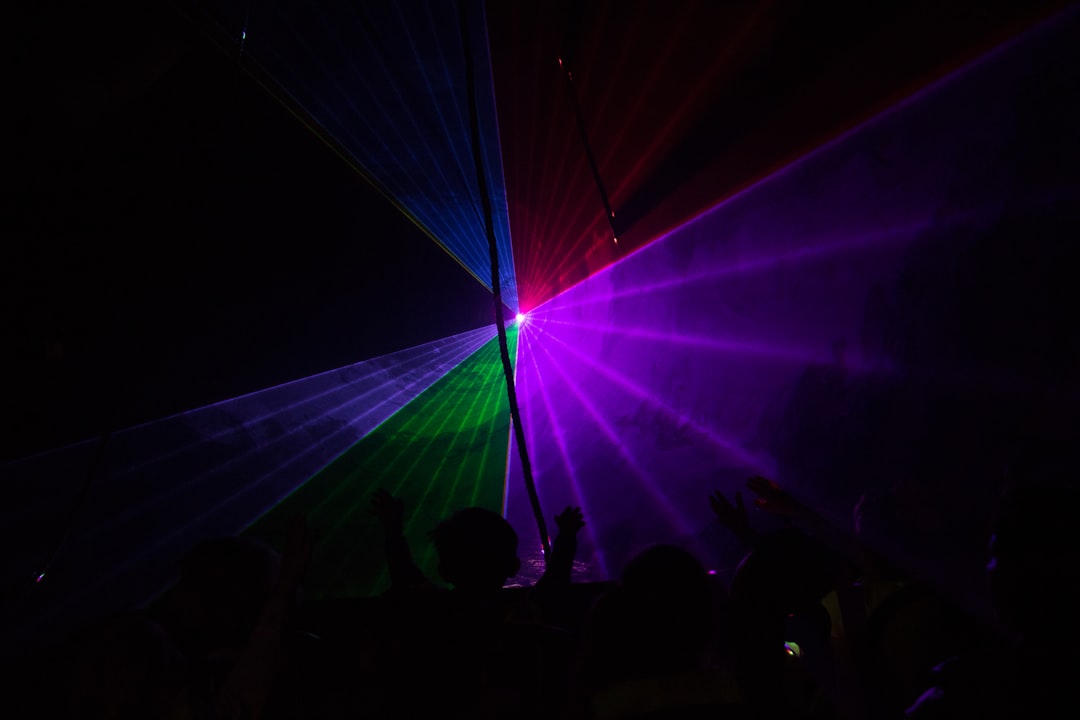 Laser