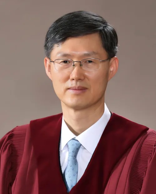 문형배 탄핵재판 윤석열 호의에대하여 헌법재판소장 인문학에세이 일상호의 베스트셀러