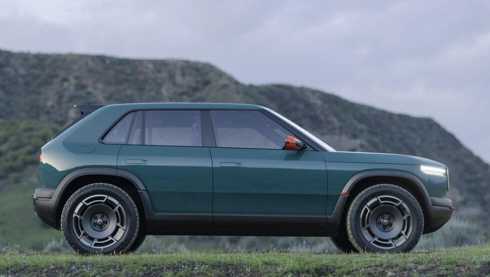 2027 리비안 R3 / R3X