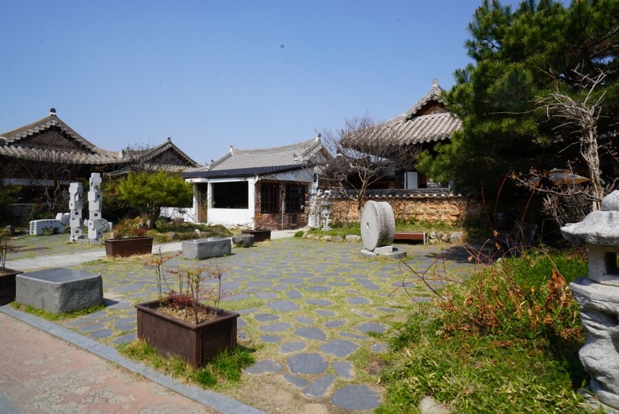 전주 한옥마을 여행 완벽 가이드: 감성과 전통의 공존/ 전주 한옥마을 입장료, 운영시간, 주차 정보 등