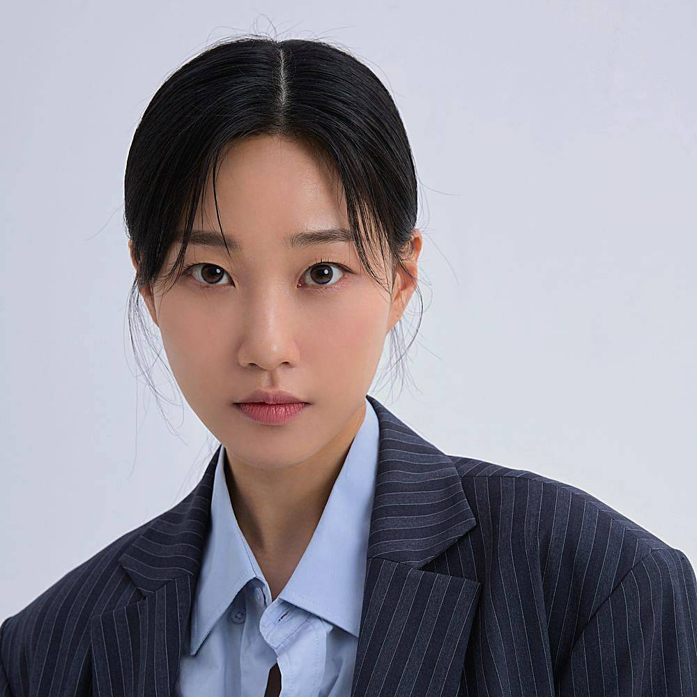 배우-하윤경