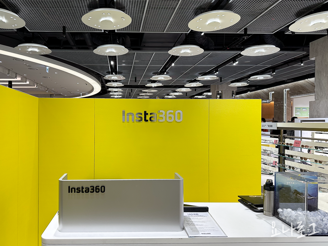 insta360 GO3S instaGO3S 액션캠 액션캠추천 브이로그 브이로그카메라 브이로그카메라추천 카메라 카메라추천 현대백화점 판교현대백화점 여행준비 인스타360 대학생선물 선물추천 여자친구선물 남자친구선물